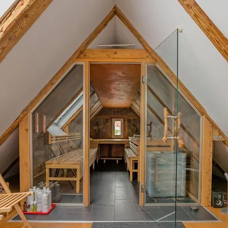 Grosses Mit Sauna, Grill, Garten, Kaminofen * Schonach im Schwarzwald