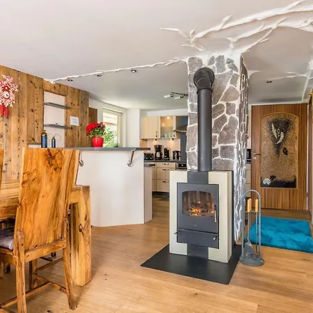 Grosses Mit Sauna, Grill, Garten, Kaminofen - Zum Kuckuck Apartmán Schonach im Schwarzwald